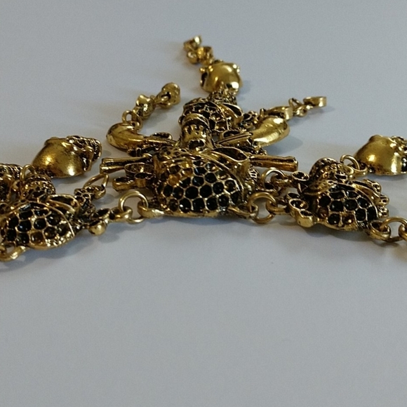 SALE Unique Pirate Skeleton Skull Gold-tone Drop Down Dangle Necklace - Picture 7 of 10